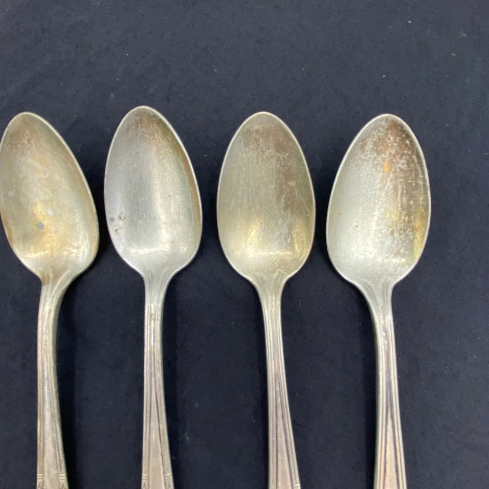 Vintage R.C. Co. Teaspoons Silver Castle Plate Set of 4 (6